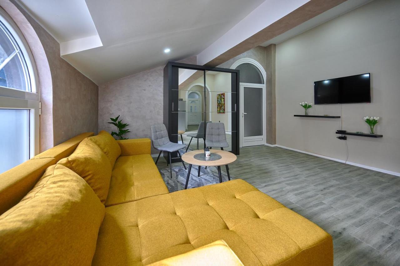 Vanimi Lux Apartment *